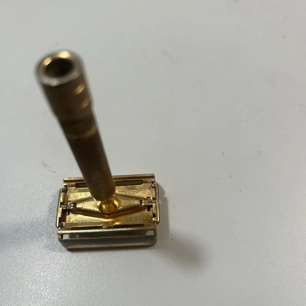 Gillette vintage gold